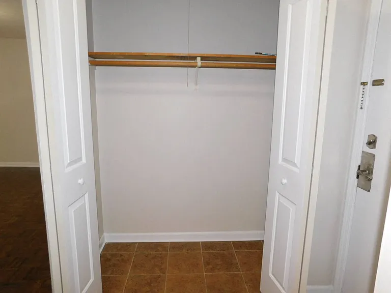 2610 Central Street — Photo 14