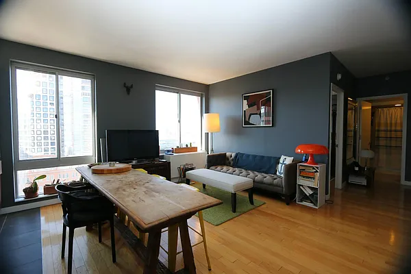 Rented by Keller Williams NYC | media 30