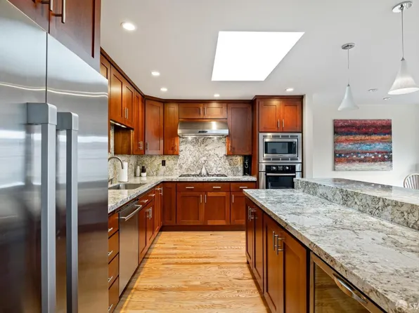1972 Scott St, San Francisco, CA 94115