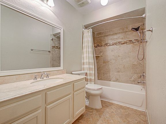 4th image of 16419 Dawncrest Way