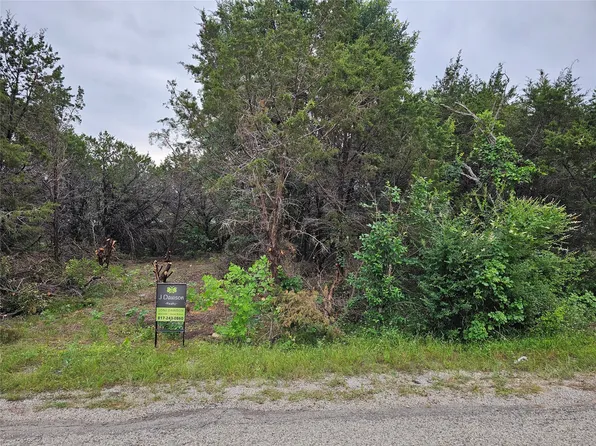 913 Colorado River Dr, Granbury, TX 76048