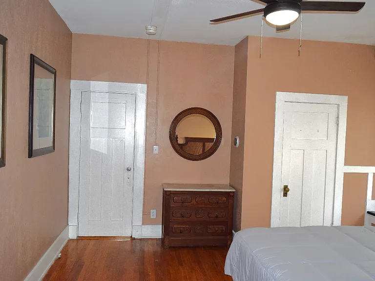 1006 Thompson Pl #3 — Photo 10