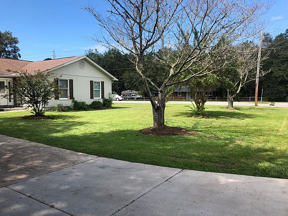 2nd image of 201 High Hill Dr #1