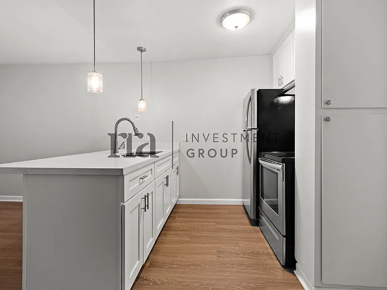 2405 Adams Ave #7 — Photo 1