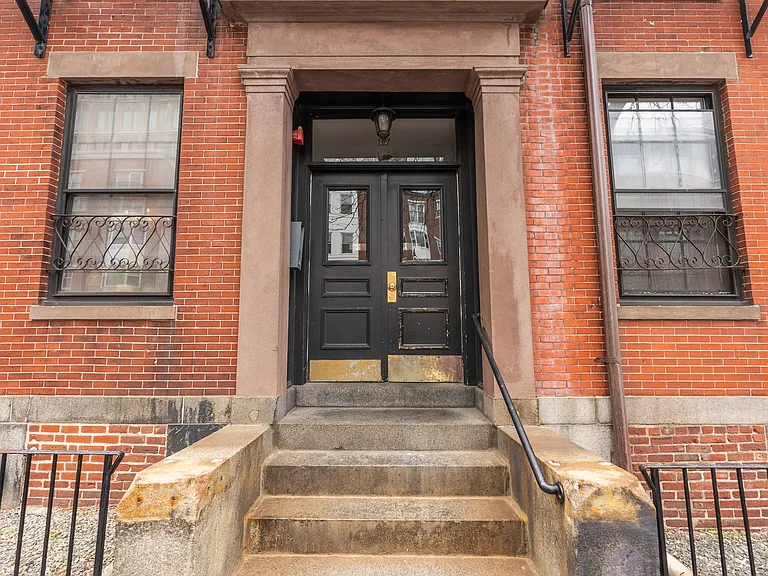 17 Bowdoin St #4AB — Photo 24