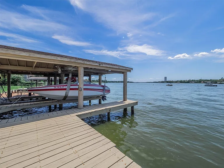 1623 Lake Arbor Dr — Photo 6