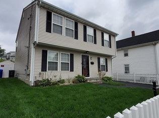 87 Knowles St, Pawtucket, RI 02860