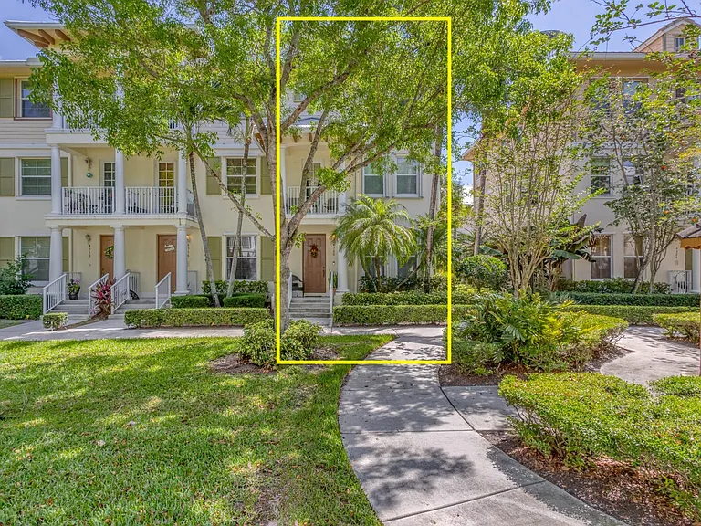 4320 Blowing Point Pl — Photo 2