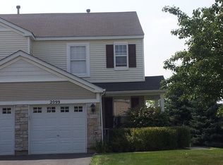 2099 Limestone Ln, Carpentersville, IL 60110