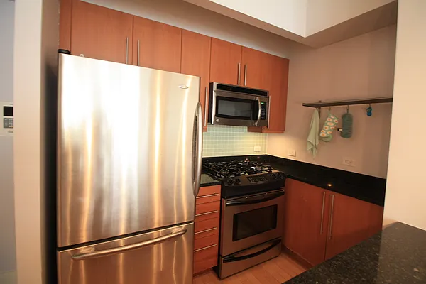 Rented by Corcoran | media 14