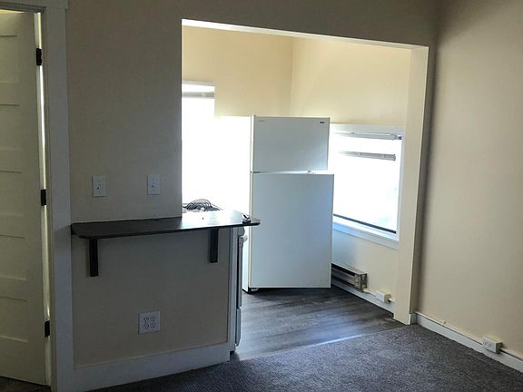 4th image of 713 E Pike St APT 303