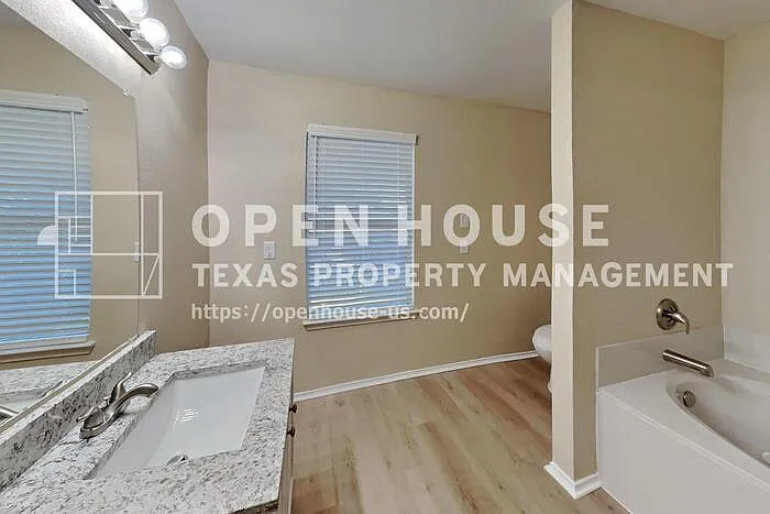 616 Destin Dr — Photo 10