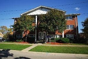 1st image of 4247 Amelia Ave APT 3A