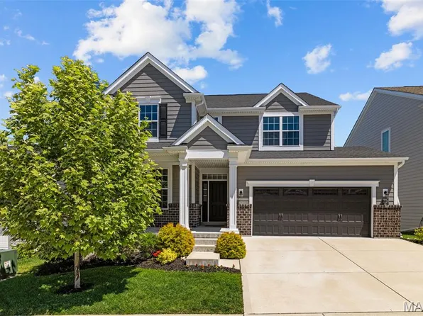 17129 Centaur Station Dr, Grover, MO 63040