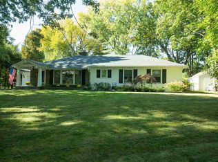 37 Upper Loudon Rd, Loudonville, NY 12211