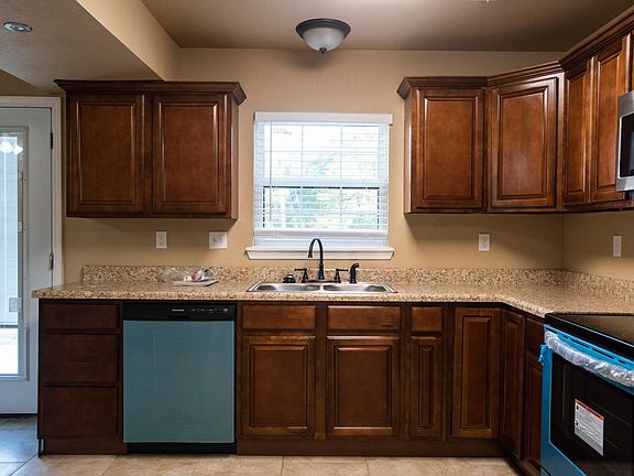 3rd image of 251 Ecology Dr