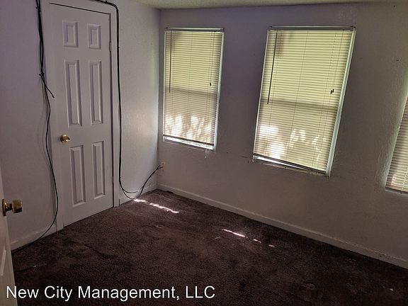 4th image of 5525 S Benton Ave