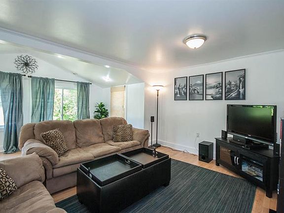 4th image of 5776 Ethelwin Ave NE