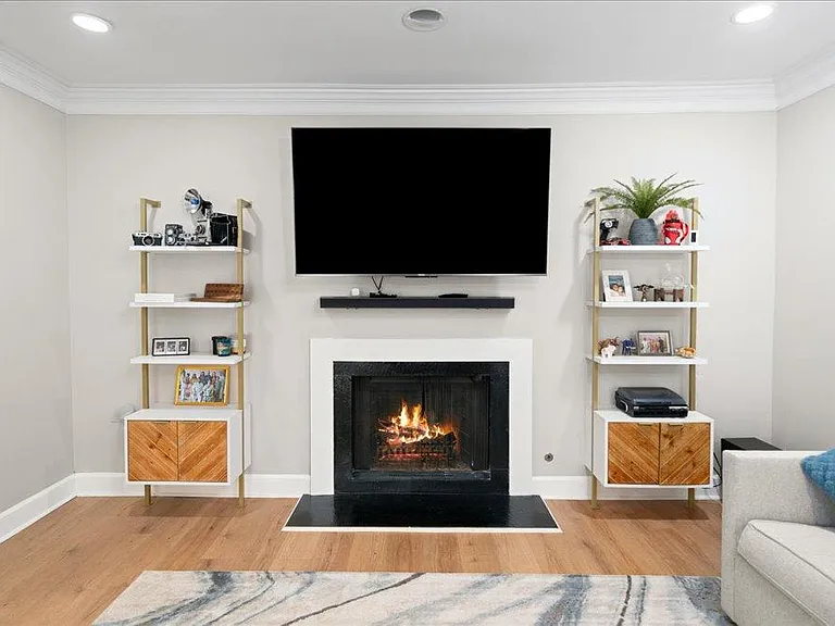 28 Mount Vernon Cir — Photo 4