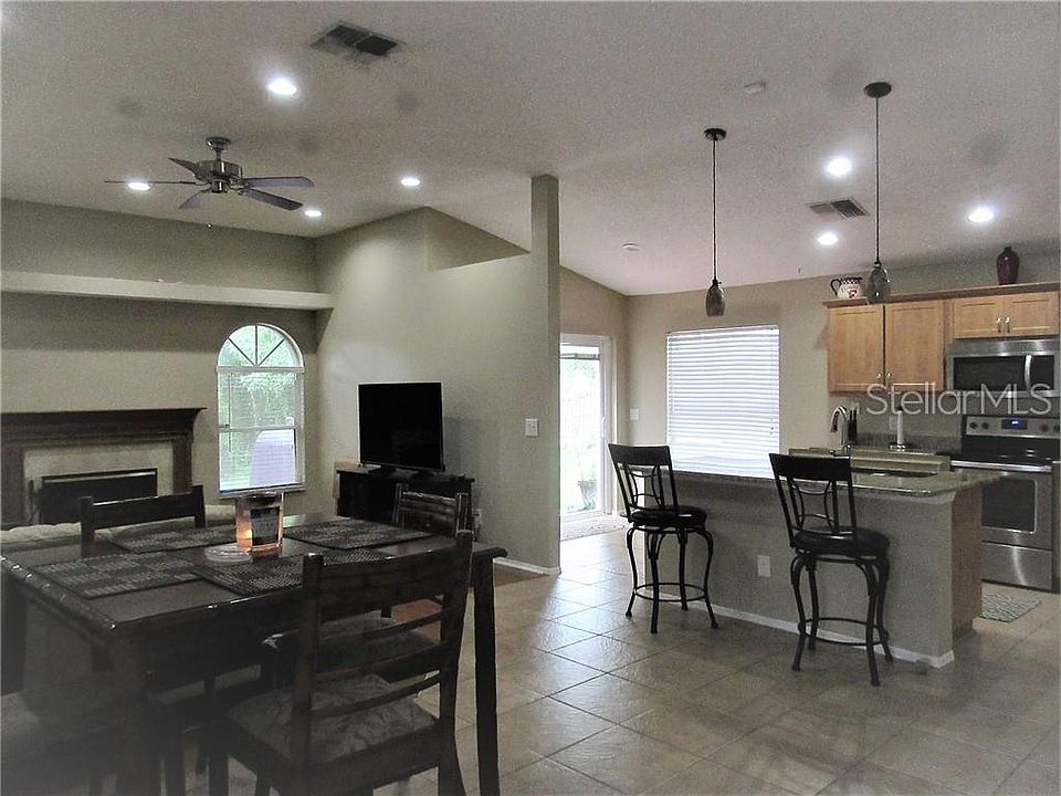 2nd image of 11101 Indian Oaks Dr
