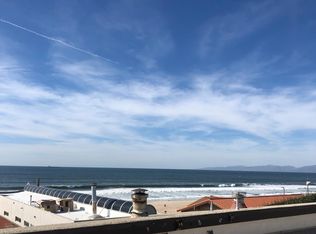 118 26th St, Manhattan Beach, CA 90266