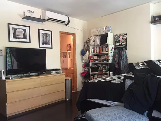 Rented by Keller Williams NYC | media 7