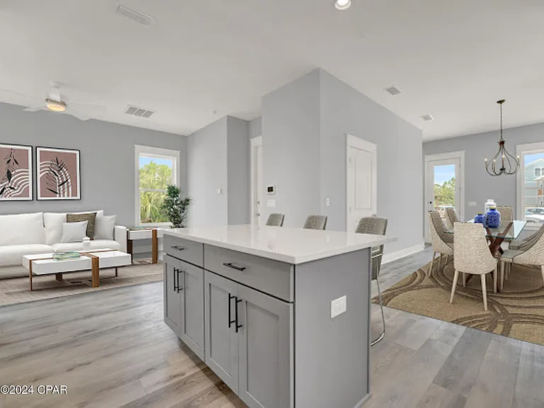 2703 Lagoon Manor Dr — Photo 3