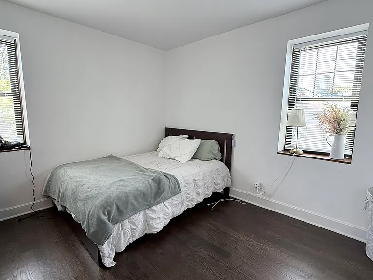 615 Sheridan Rd #3 — Photo 12