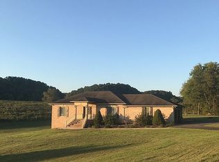 21132 Storybook Ln, Abingdon, VA 24211