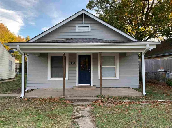 831 E Moses St, Cushing, OK 74023