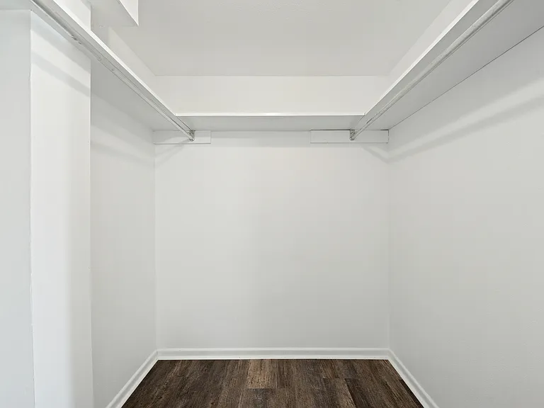 8401 N New Braunfels Ave #240 — Photo 9