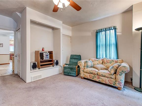 3rd image of 55 Tremaine Ave