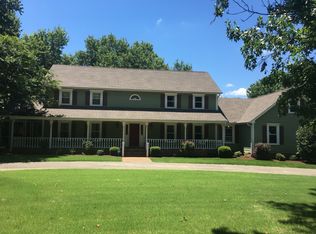 139 Summerfield Dr, Jackson, TN 38305