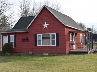 242 SE Washington St, Jasonville, IN 47438