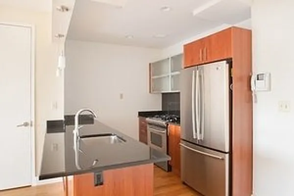 Rented by Bold New York | media 37