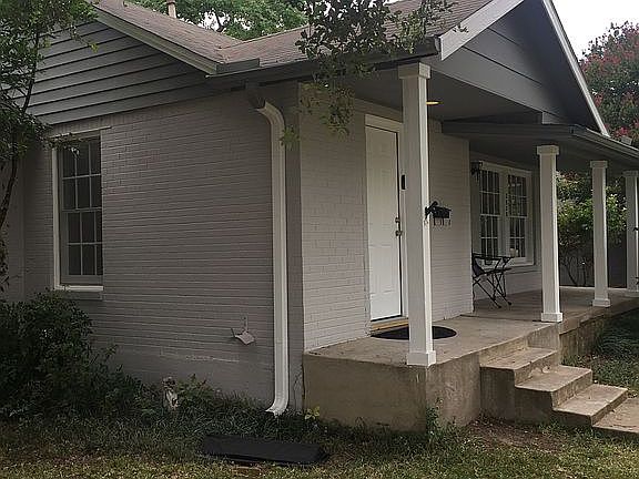 2nd image of 3535 S Hills Ave