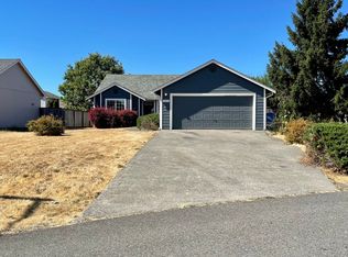 9808 Ramsay Dr SE, Yelm, WA 98597