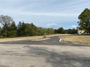 2534-S/L Maple Ridge Dr #14, Akron, OH 44333