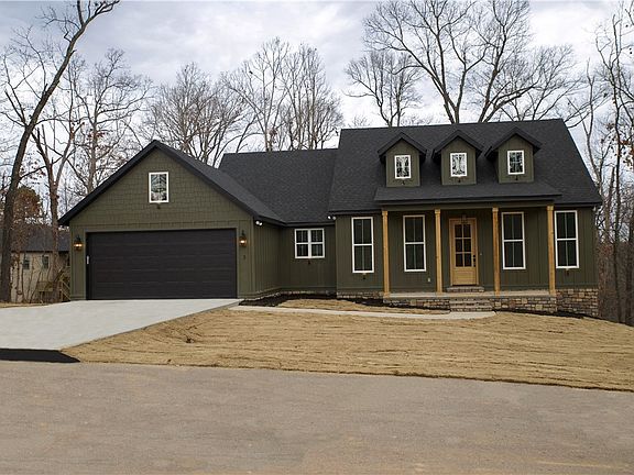 2nd image of 3 Hilpsford Ln