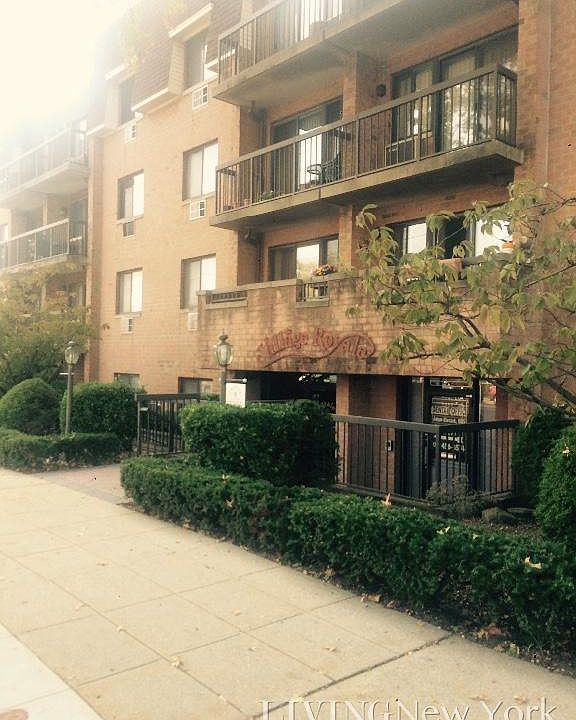 1st image of 61-12 69th St APT 1H