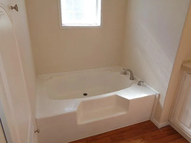 10131 Berrybriar Ln — Photo 6