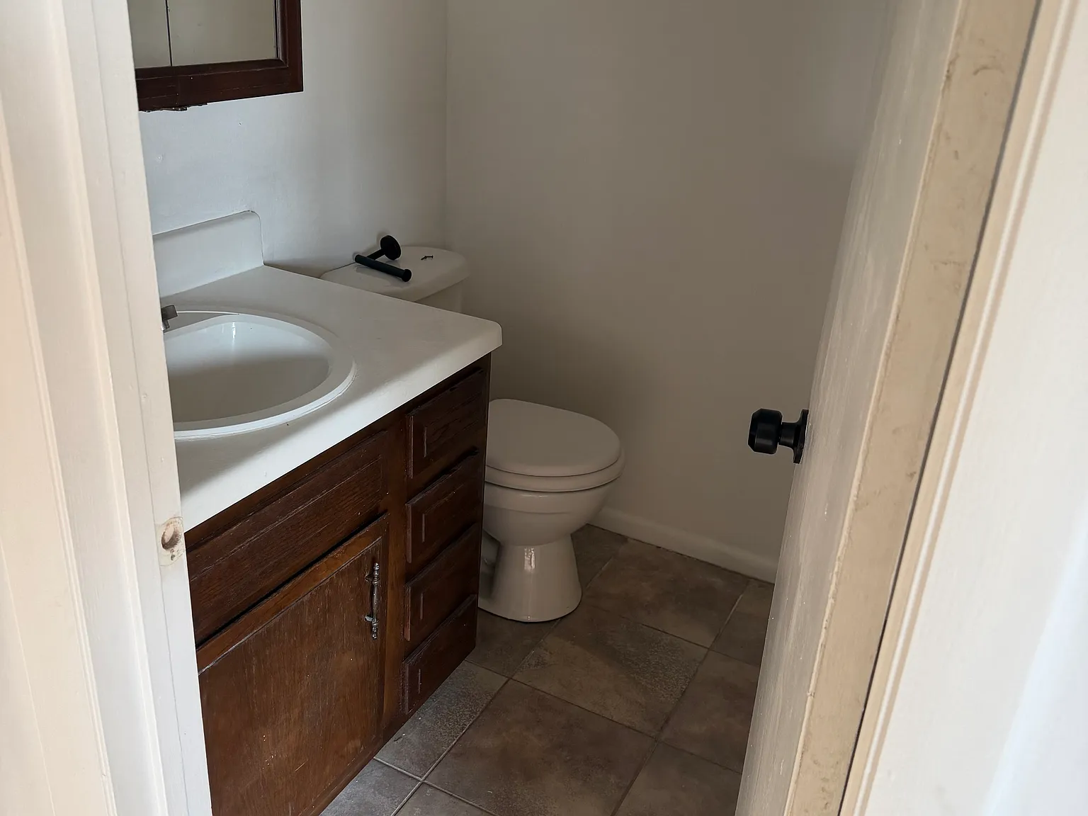 3 bed, 2.5 bath, 1307 sqft, $1,995 — Photo 4