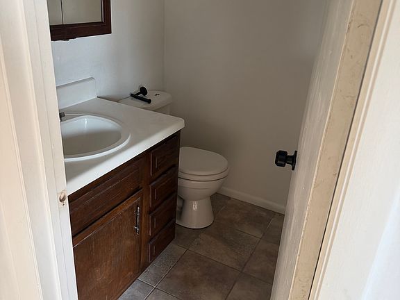 4th image of 3804 Upland Rd