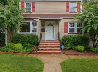 7 Cypress St, Millburn, NJ 07041