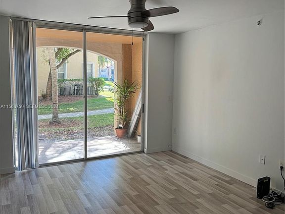 4th image of 2071 Renaissance Blvd #100