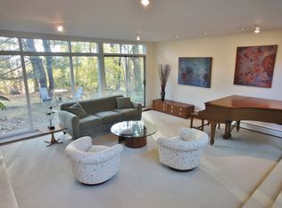 19 Hilltop Ave, Lexington, MA 02421