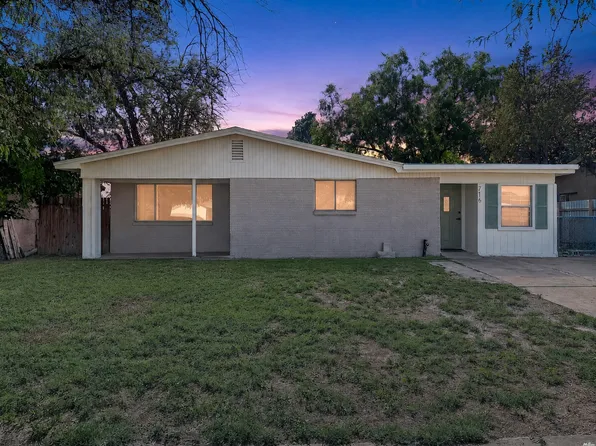 716 S Cedar Ave, Roswell, NM 88203