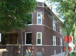 2252 W Grace St #2E, Chicago, IL 60618