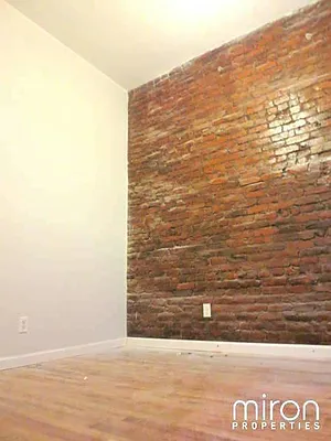 Rented by Miron Properties | media 29