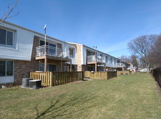 4400 W Euclid Ave, Rolling Meadows, IL 60008